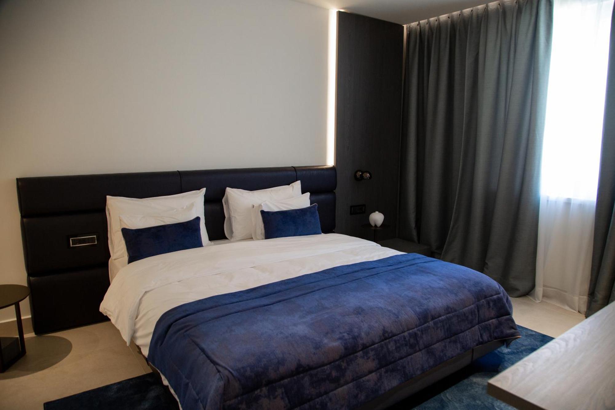 Abi'S Hotel & Spa Vlore Exterior photo