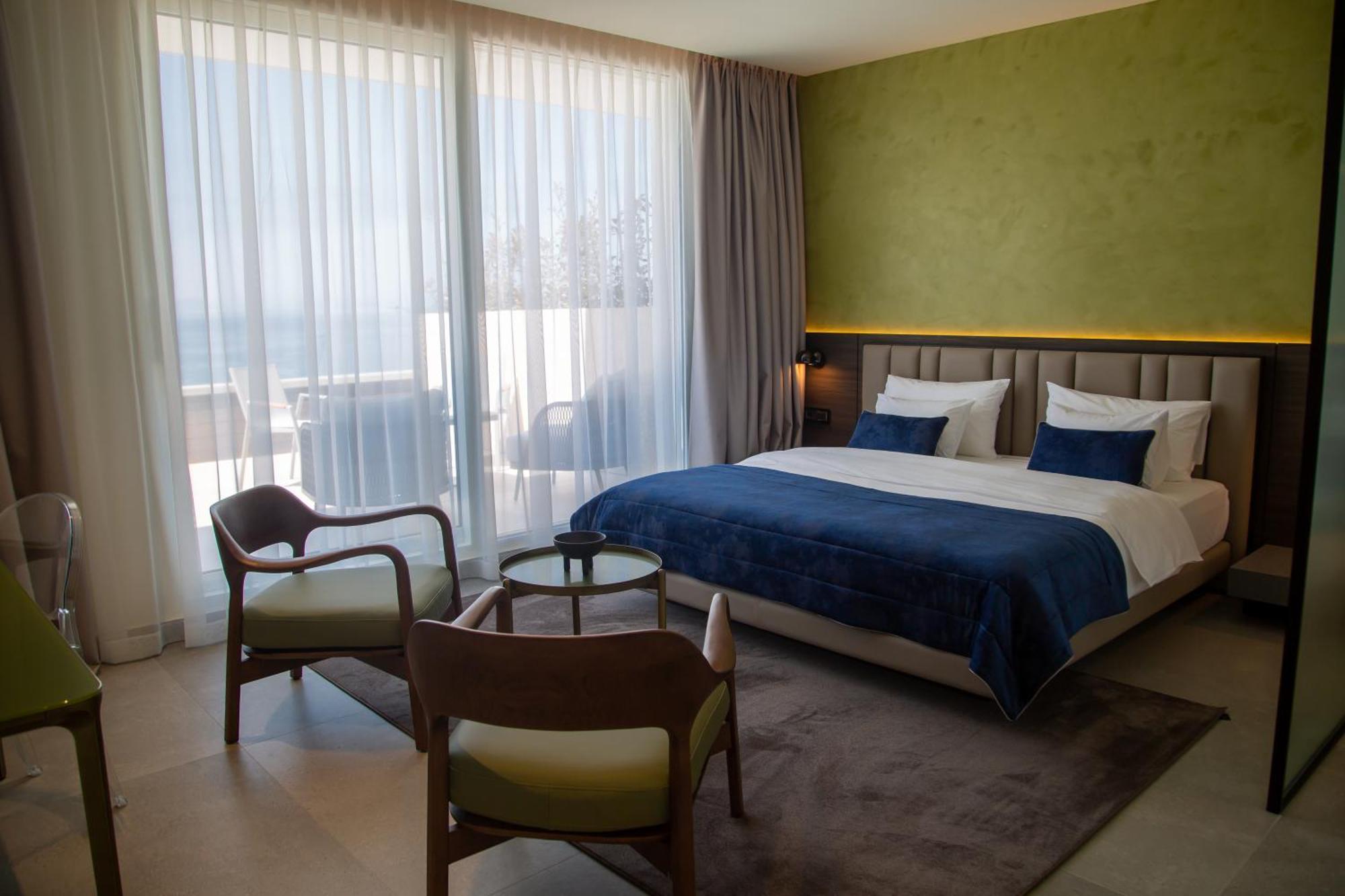 Abi'S Hotel & Spa Vlore Exterior photo